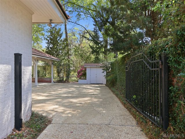 1252 Augusta Avenue, Montgomery, AL 36111