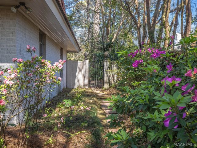 1252 Augusta Avenue, Montgomery, AL 36111