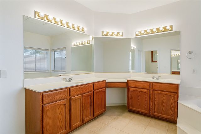 1905 E Havasu Lake Drive, Fort Mohave, AZ 86426