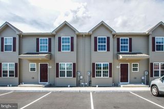 520 ARIETTA CT, Reading, PA 19605