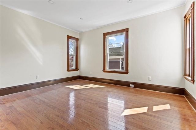 71 Arlington St 2, Boston, MA 02136