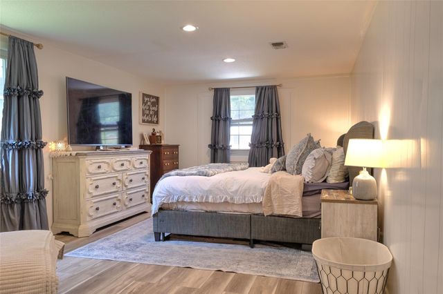 304 Mildred ST, Burnet, TX 78611