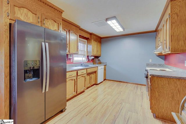 320 Griffin Road, Greenville, SC 29607