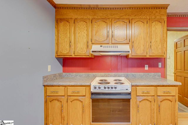 320 Griffin Road, Greenville, SC 29607