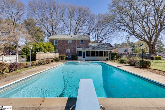 320 Griffin Road, Greenville, SC 29607