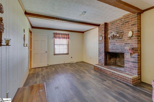 320 Griffin Road, Greenville, SC 29607