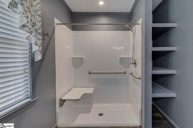 320 Griffin Road, Greenville, SC 29607