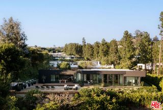 500 Chalette Drive, Beverly Hills, CA 90210