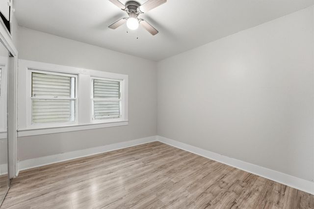 811 W Broad Street, Freeport, TX 77541