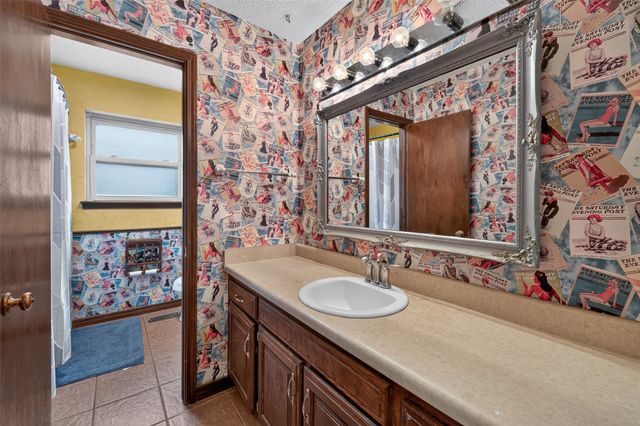 9663 E 26th Place, Tulsa, OK 74129