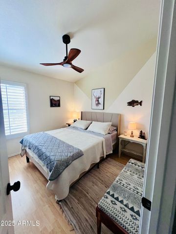 6458 W ADOBE Drive, Glendale, AZ 85308