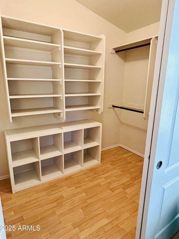 6458 W ADOBE Drive, Glendale, AZ 85308