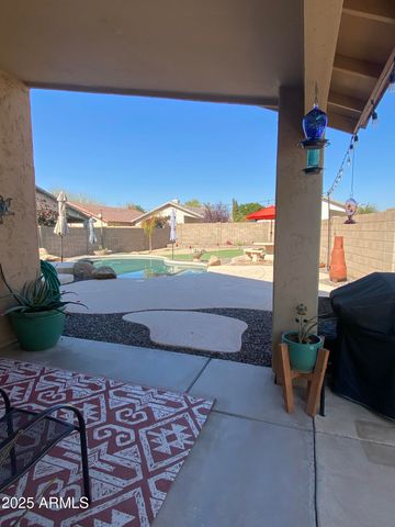 6458 W ADOBE Drive, Glendale, AZ 85308