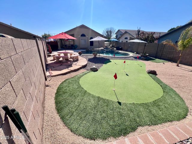 6458 W ADOBE Drive, Glendale, AZ 85308