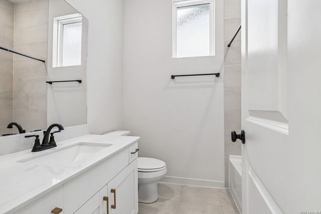 138 STREAM ST, Seguin, TX 78155