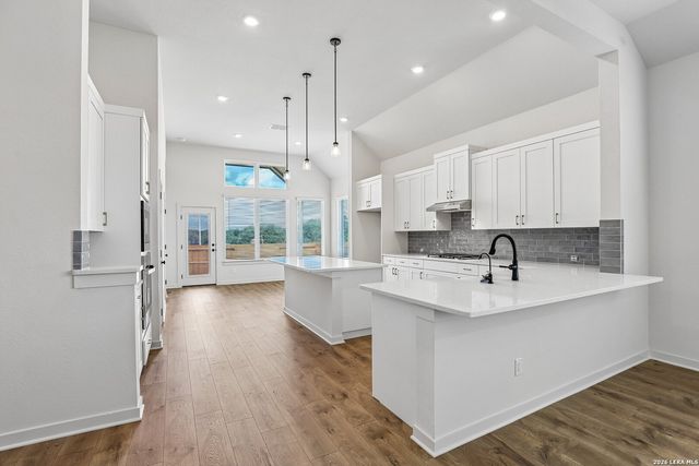 138 STREAM ST, Seguin, TX 78155