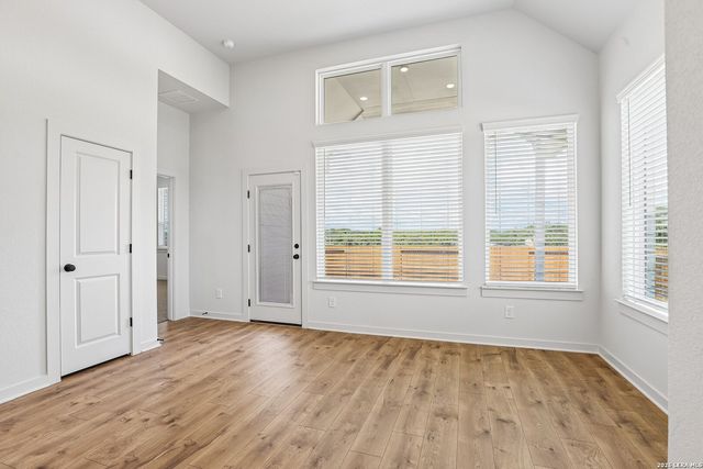 138 STREAM ST, Seguin, TX 78155