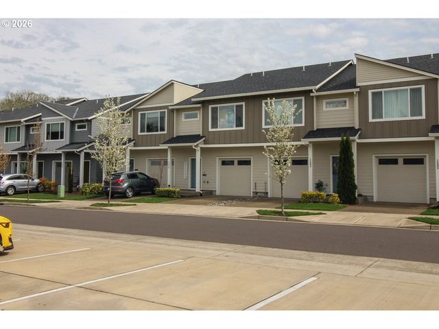 1272 S QUARTZ Dr, Cornelius, OR 97113