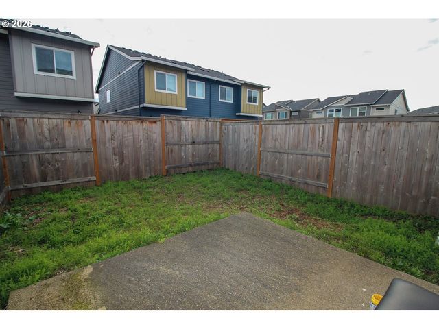 1272 S QUARTZ Dr, Cornelius, OR 97113