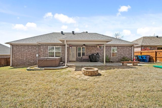 1711 Pioneer Drive, Cabot, AR 72023