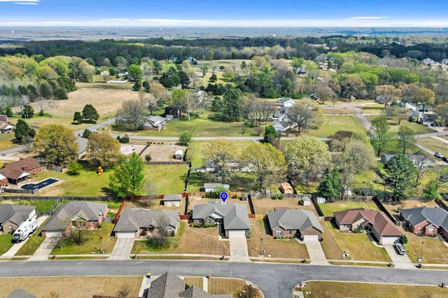 1711 Pioneer Drive, Cabot, AR 72023