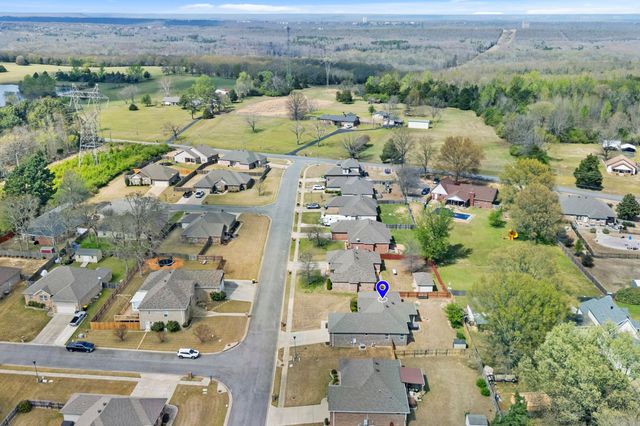 1711 Pioneer Drive, Cabot, AR 72023