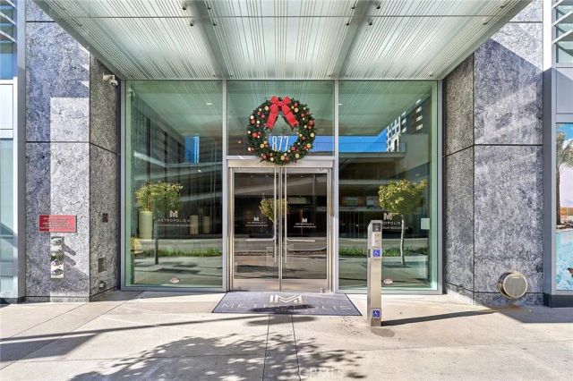 877 Francisco St 1717, Los Angeles, CA 90017