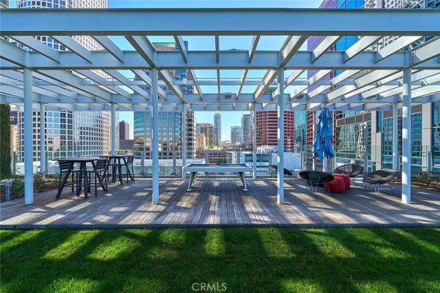 877 Francisco St 1717, Los Angeles, CA 90017