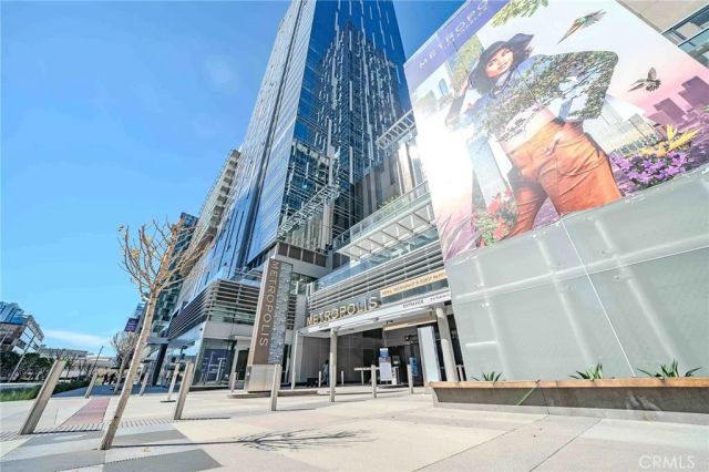 877 Francisco St 1717, Los Angeles, CA 90017