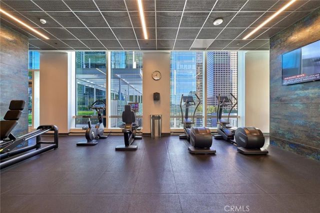 877 Francisco St 1717, Los Angeles, CA 90017