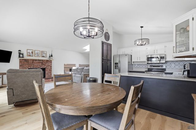 3601 MEADOWBROOK DR, Rapid City, SD 57702