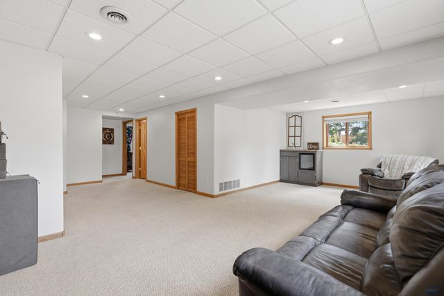 3601 MEADOWBROOK DR, Rapid City, SD 57702