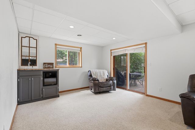 3601 MEADOWBROOK DR, Rapid City, SD 57702