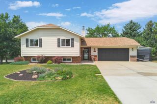 3601 MEADOWBROOK DR, Rapid City, SD 57702