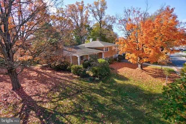 6220 ROBINWOOD RD, Bethesda, MD 20817