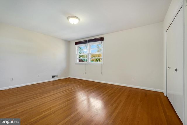 6220 ROBINWOOD RD, Bethesda, MD 20817