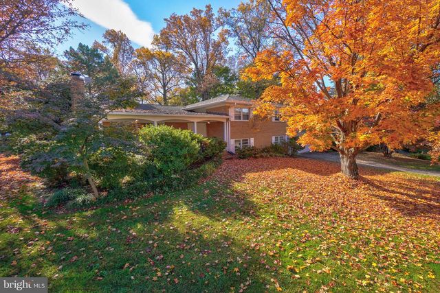 6220 ROBINWOOD RD, Bethesda, MD 20817