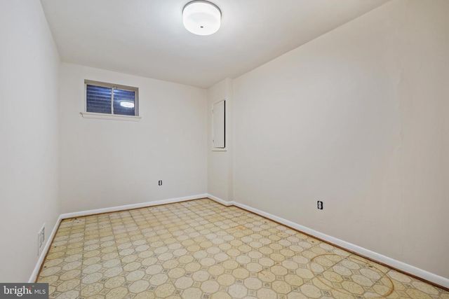 6220 ROBINWOOD RD, Bethesda, MD 20817