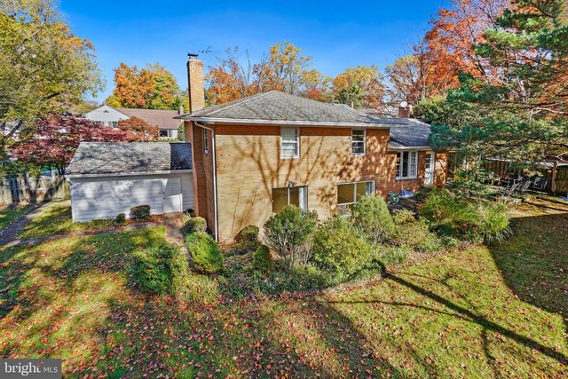 6220 ROBINWOOD RD, Bethesda, MD 20817