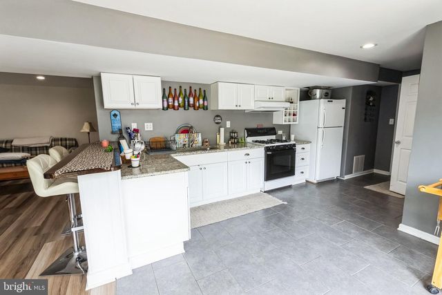 111 MUTE SWAN PL, Newark, DE 19711