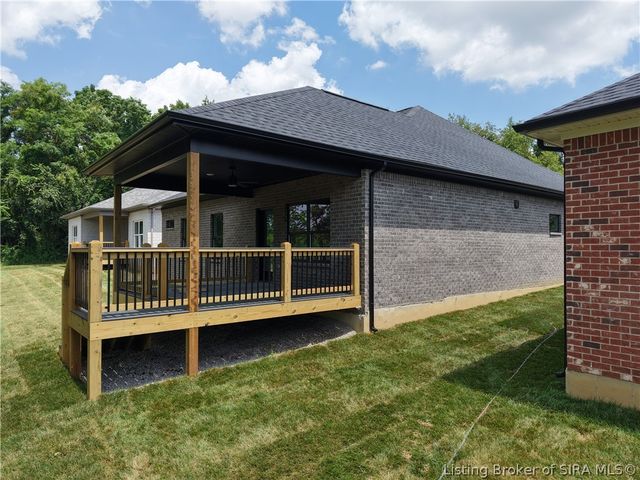 4622 Red Tail Ridge, Jeffersonville, IN 47130