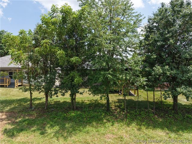 4622 Red Tail Ridge, Jeffersonville, IN 47130