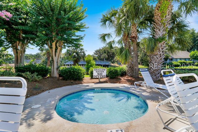 60 Carnoustie Rd Apt 983, Hilton Head Island, SC 29928
