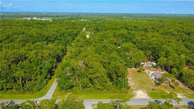 9567 W Poplar Street, Crystal River, FL 34428