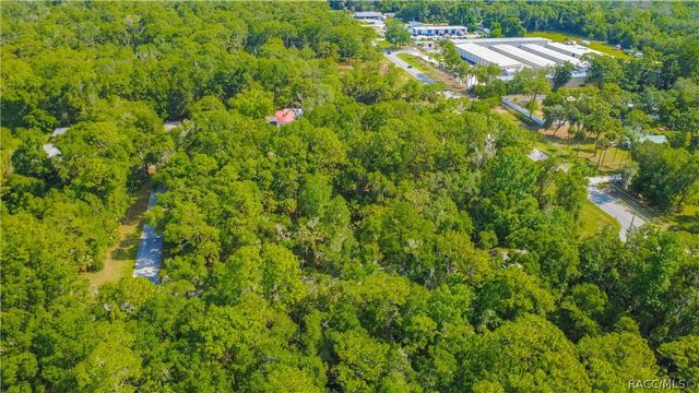 9567 W Poplar Street, Crystal River, FL 34428