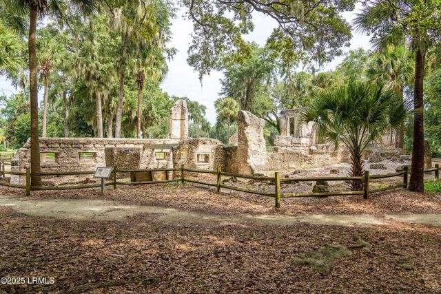 207 Odingsell Court, St. Helena Island, SC 29920