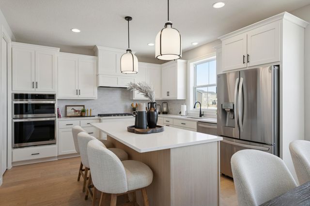 19983 Keystone Avenue, Lakeville, MN 55044