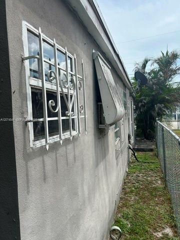863 NW 113th Street, Miami, FL 33168