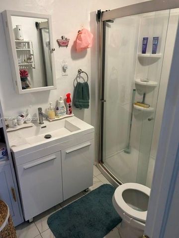 863 NW 113th Street, Miami, FL 33168