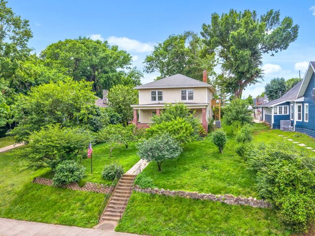 440 N 2nd St, Clarksville, TN 37040